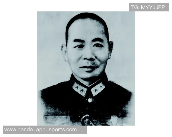 从足球场到商界的跨界传奇：转场球星如何打造全新人生轨迹